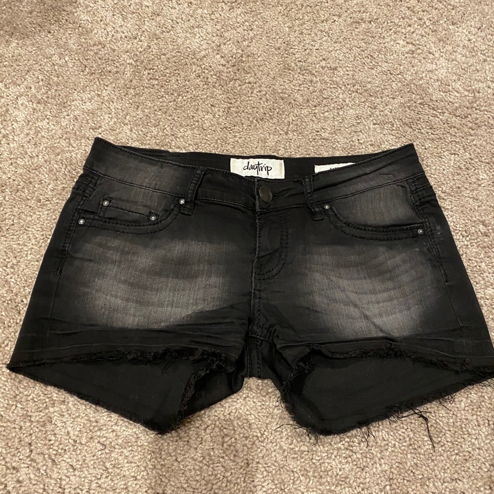 Daytrip Black Jean Shorts